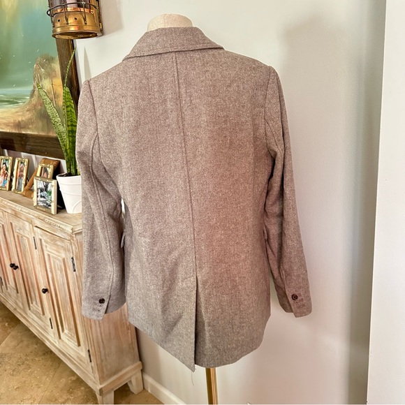 Banana Republic Women’s Herringbone Wool Blend Blazer - Picture 4 of 7